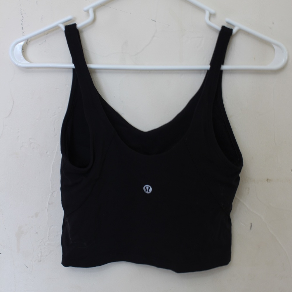 Lululemon crop top